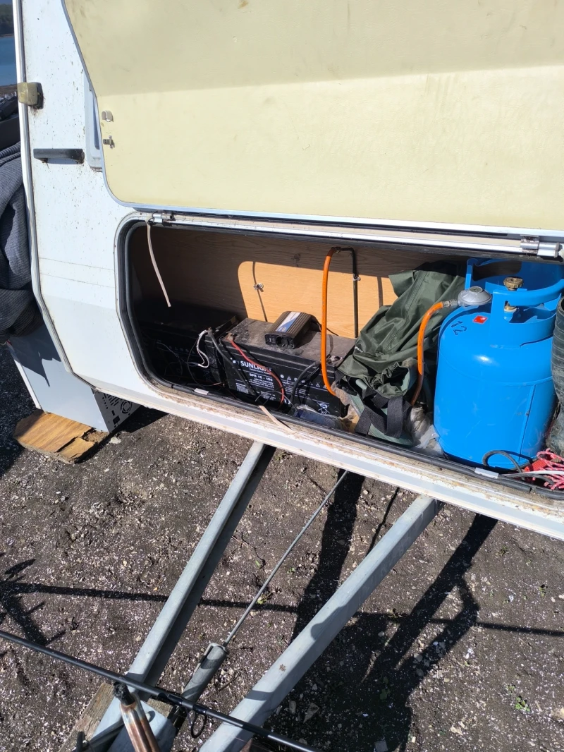 Каравана Knaus Knaus , снимка 5 - Каравани и кемпери - 51799269