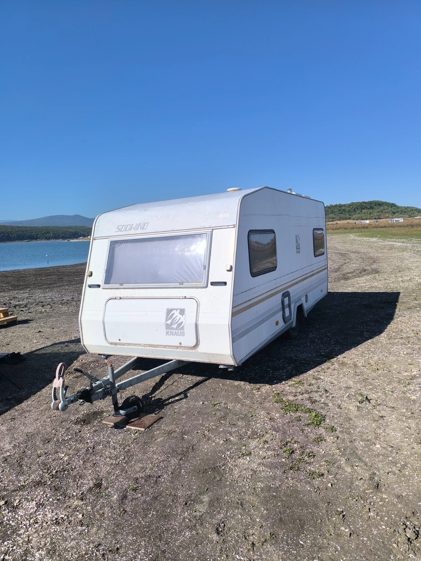  Knaus Knaus  | Mobile.bg   1