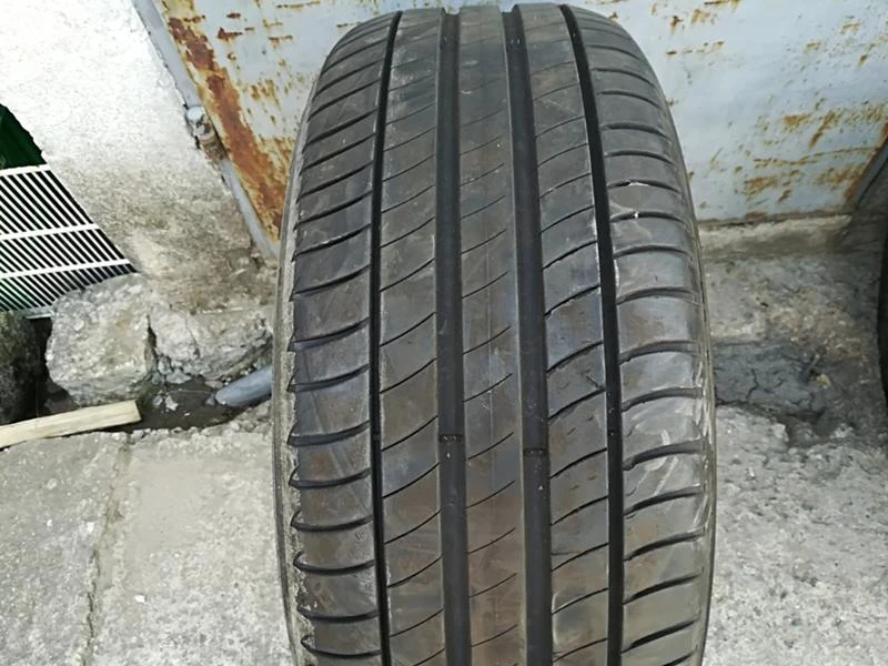 Гуми Летни 225/50R17, снимка 1 - Гуми и джанти - 21495517