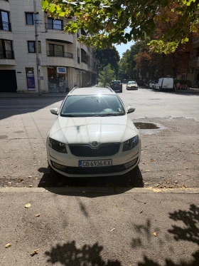 Skoda Octavia Комби, снимка 2