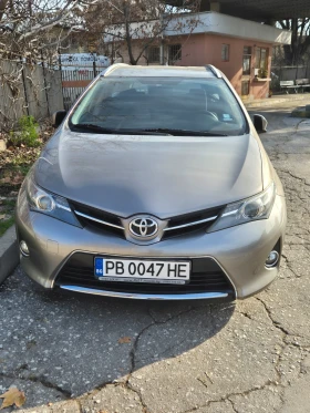 Toyota Auris, снимка 1