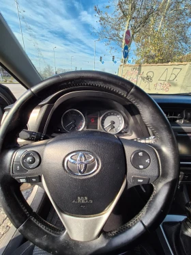 Toyota Auris, снимка 5
