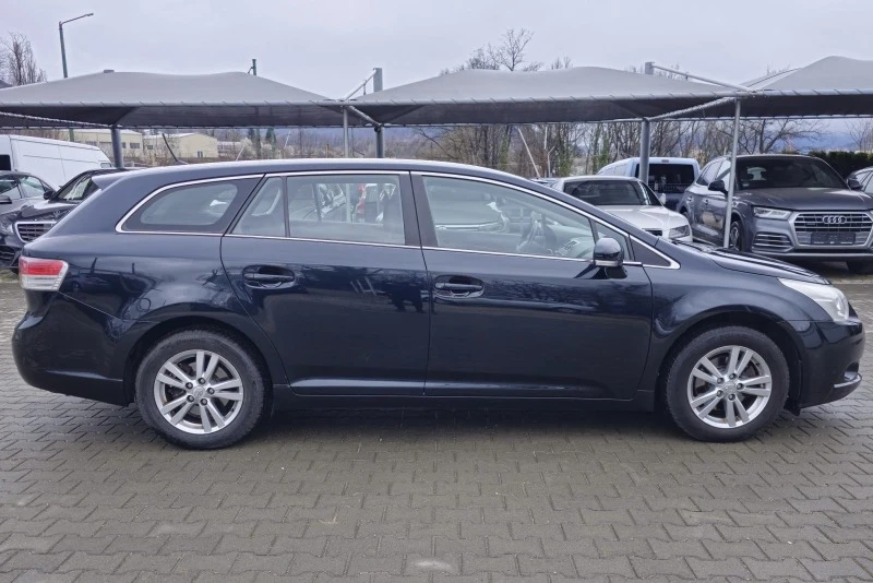 Toyota Avensis 2.0/Бензин/Швейцария, снимка 8 - Автомобили и джипове - 44767076