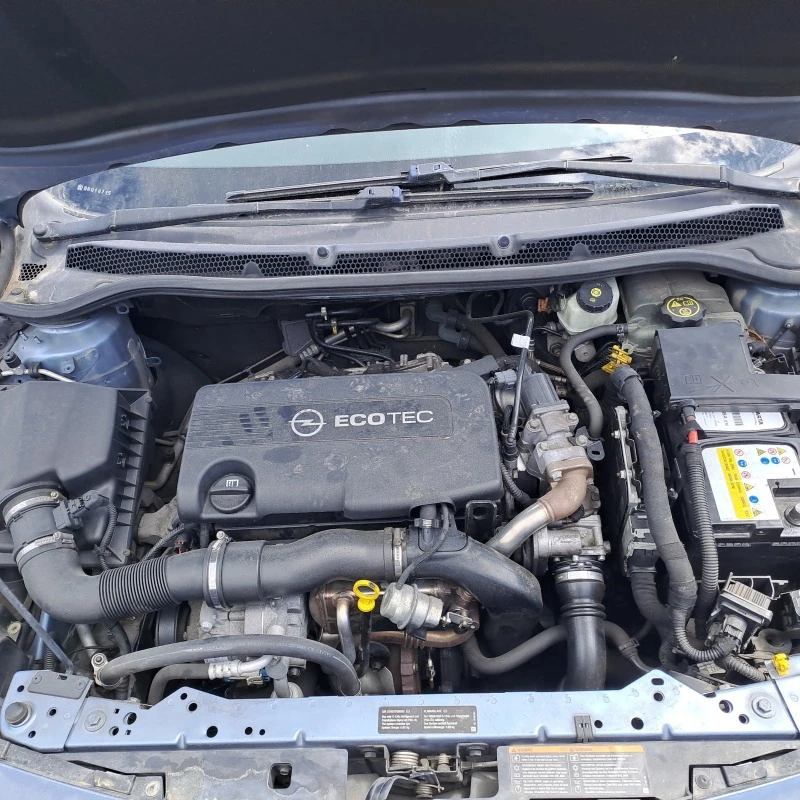 Opel Astra 1.7 CDTI, снимка 6 - Автомобили и джипове - 46747226