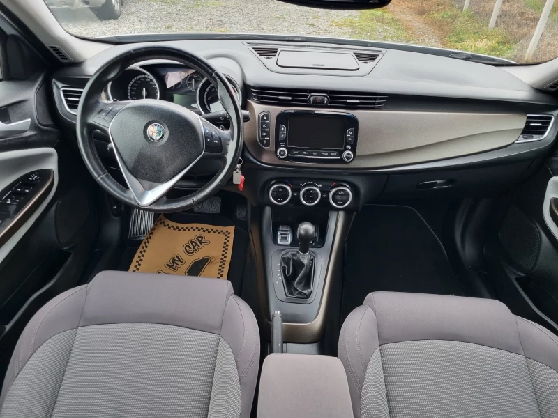 Alfa Romeo Giulietta 2.0JTDм  Автоматик!, снимка 10 - Автомобили и джипове - 47998785