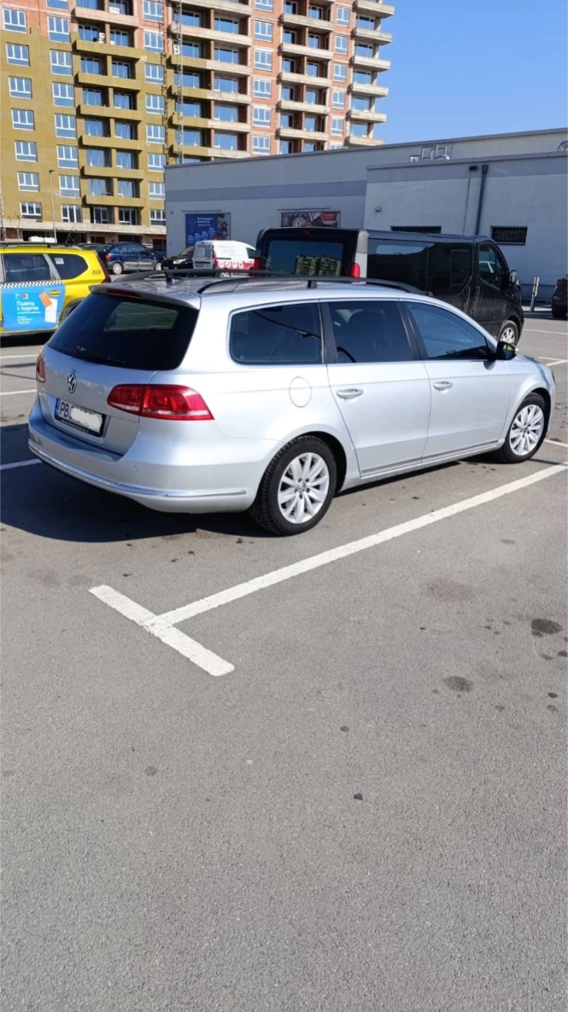 VW Passat, снимка 1 - Автомобили и джипове - 49360565