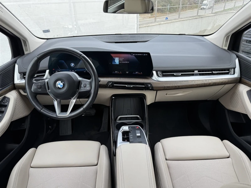 BMW 220 Active Tourer, снимка 7 - Автомобили и джипове - 49808551