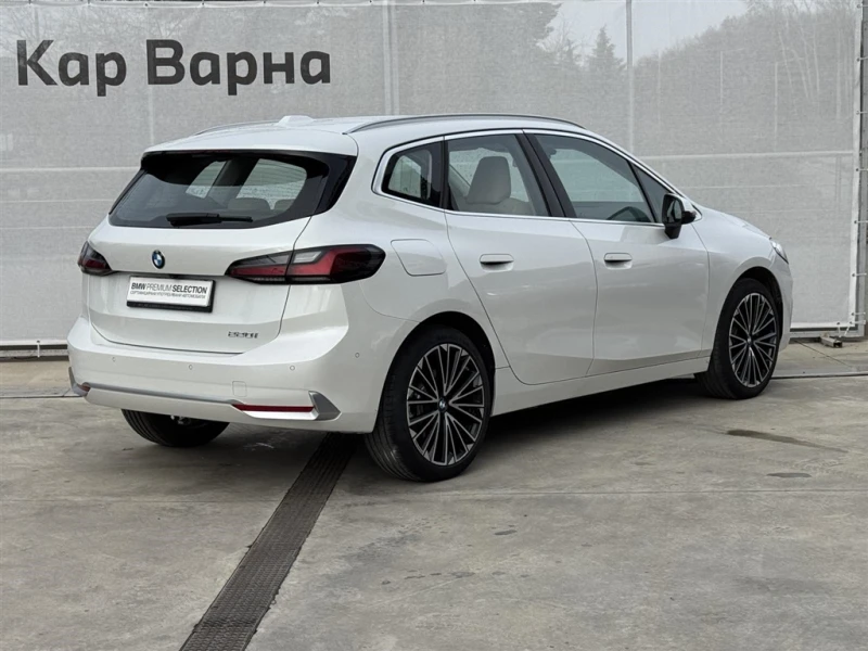 BMW 220 Active Tourer, снимка 2 - Автомобили и джипове - 49808551