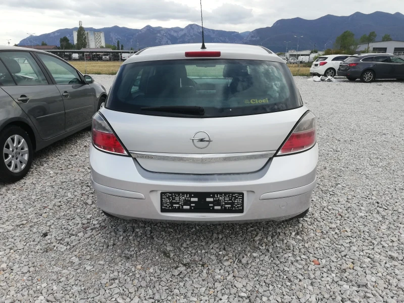 Opel Astra 1.4i kli Gaz, снимка 5 - Автомобили и джипове - 51706301