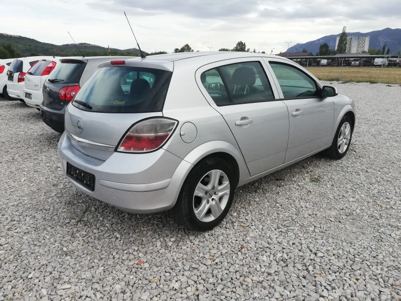 Opel Astra 1.4i kli Gaz, снимка 7 - Автомобили и джипове - 51706301
