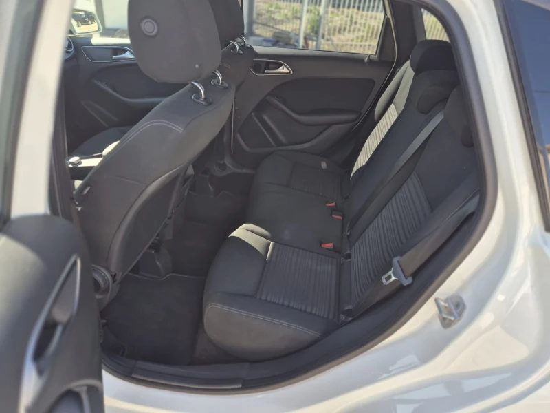 Mercedes-Benz B 200 2.2 CDI AUTOMAT , снимка 11 - Автомобили и джипове - 52164094