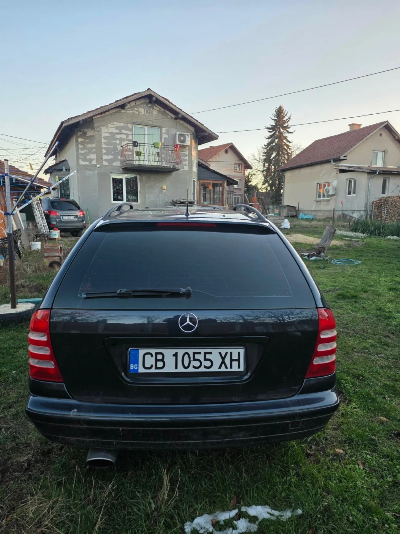 Mercedes-Benz C 200 Компресор , снимка 4 - Автомобили и джипове - 53010603