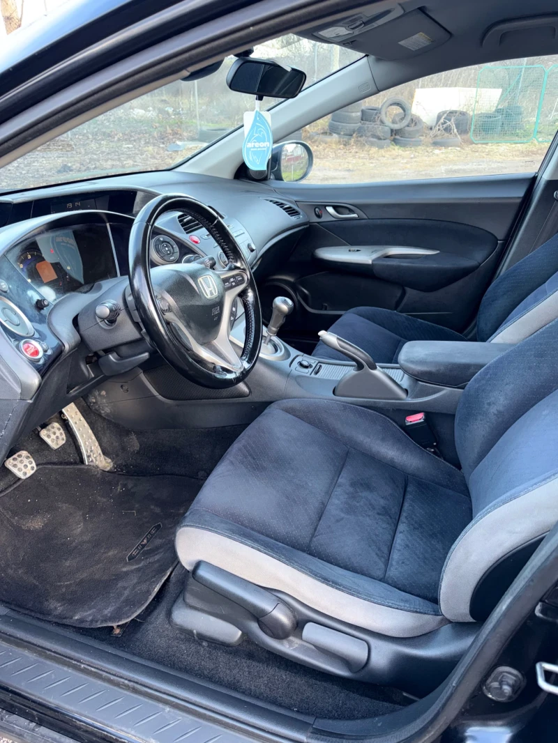 Honda Civic 2.2 i-CTDI 2007, снимка 8 - Автомобили и джипове - 53264027