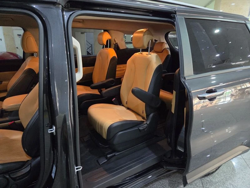 Kia Carnival 9-Seater Prestige| 200к.с.| ВКЛ.ТЕХНОТЕСТ, снимка 7 - Автомобили и джипове - 55098940