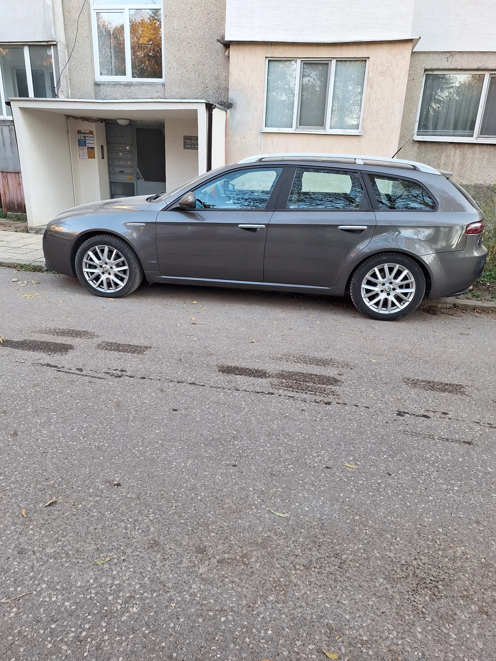 Alfa Romeo 159  - изображение 5