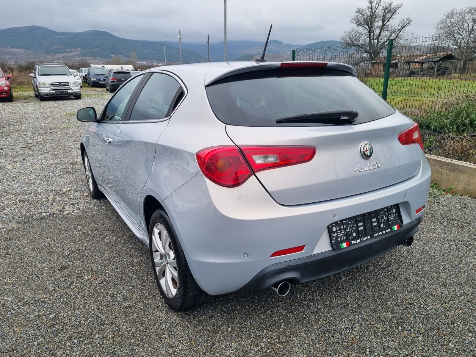 Alfa Romeo Giulietta 2.0JTDм  Автоматик! - изображение 4