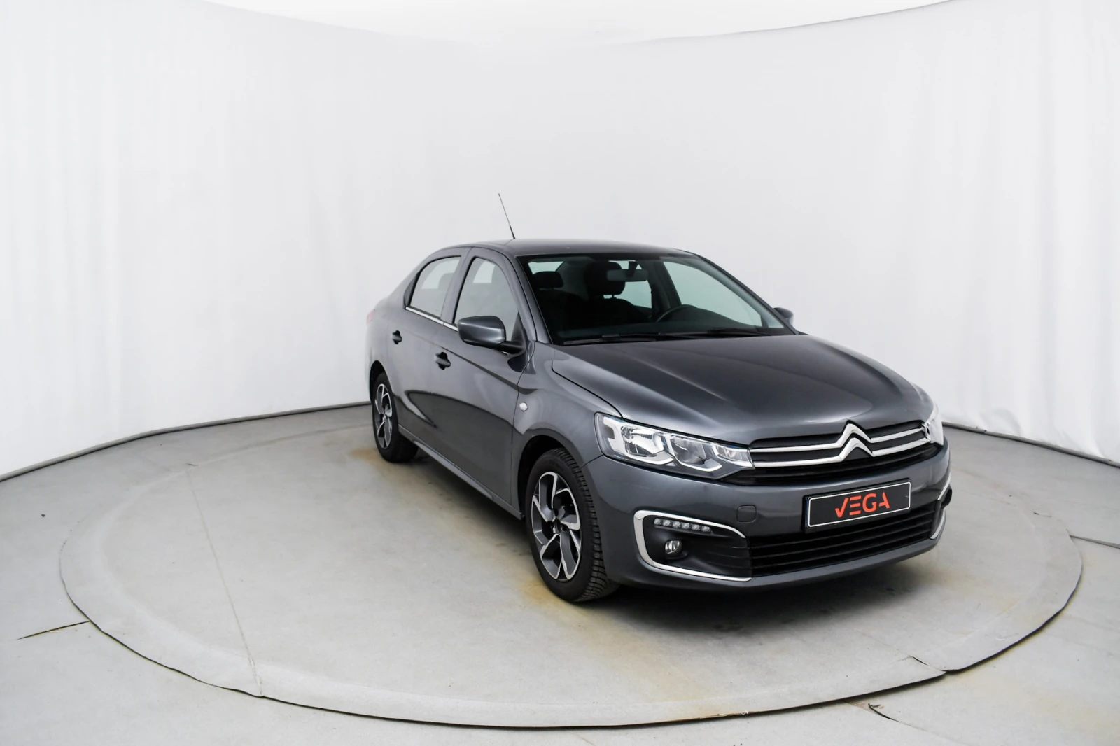 Citroen C-Elysee 1.6 HDI E6  - изображение 6
