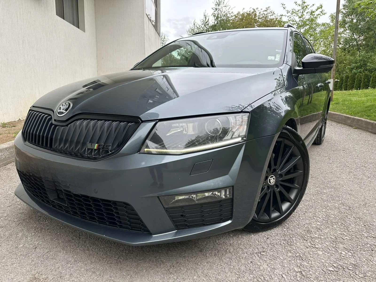 Skoda Octavia VRS / 4x4 / DSG - изображение 3