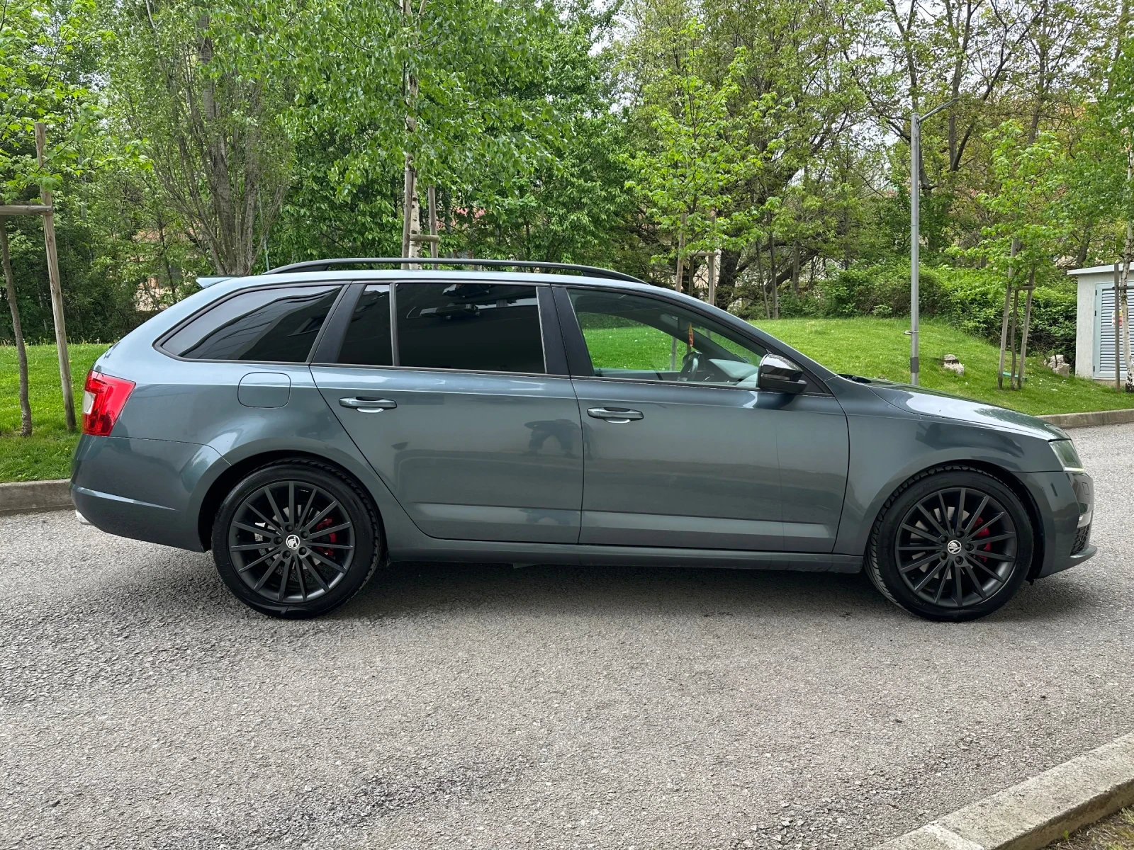 Skoda Octavia VRS / 4x4 / DSG - изображение 8