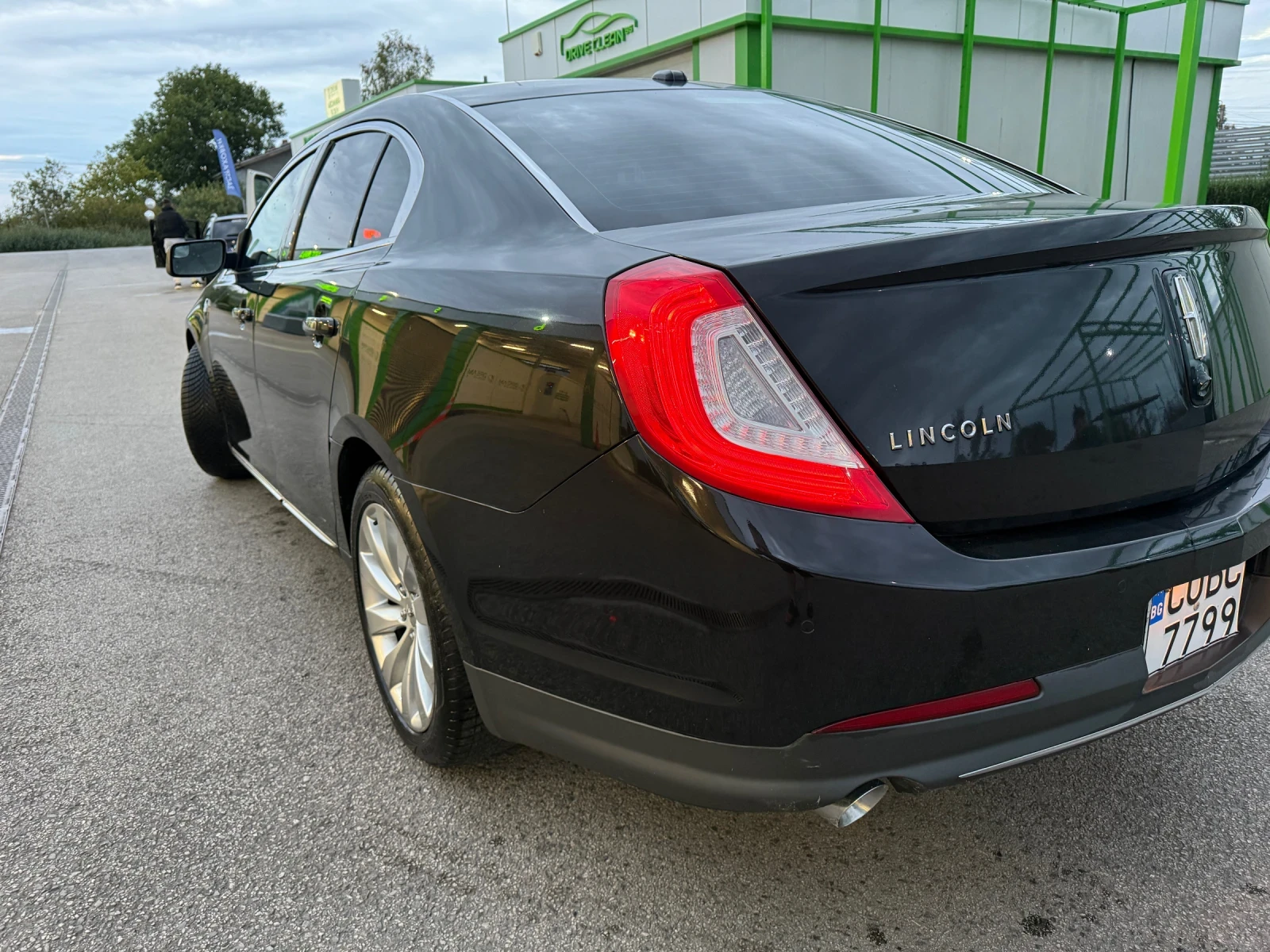Lincoln MKS  - изображение 9