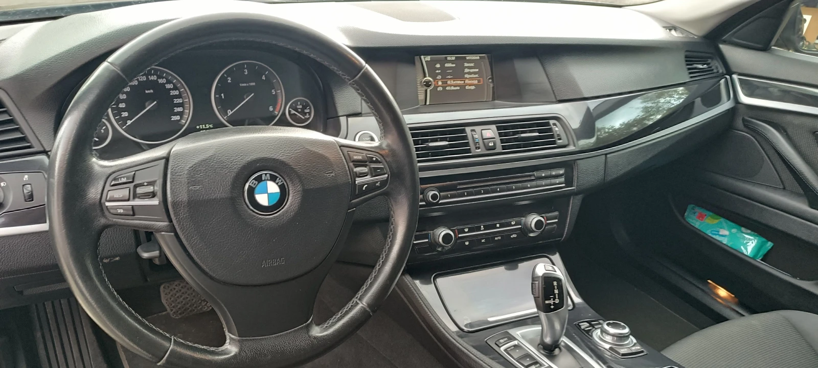 BMW 520 F11  2.0 D | Mobile.bg   11