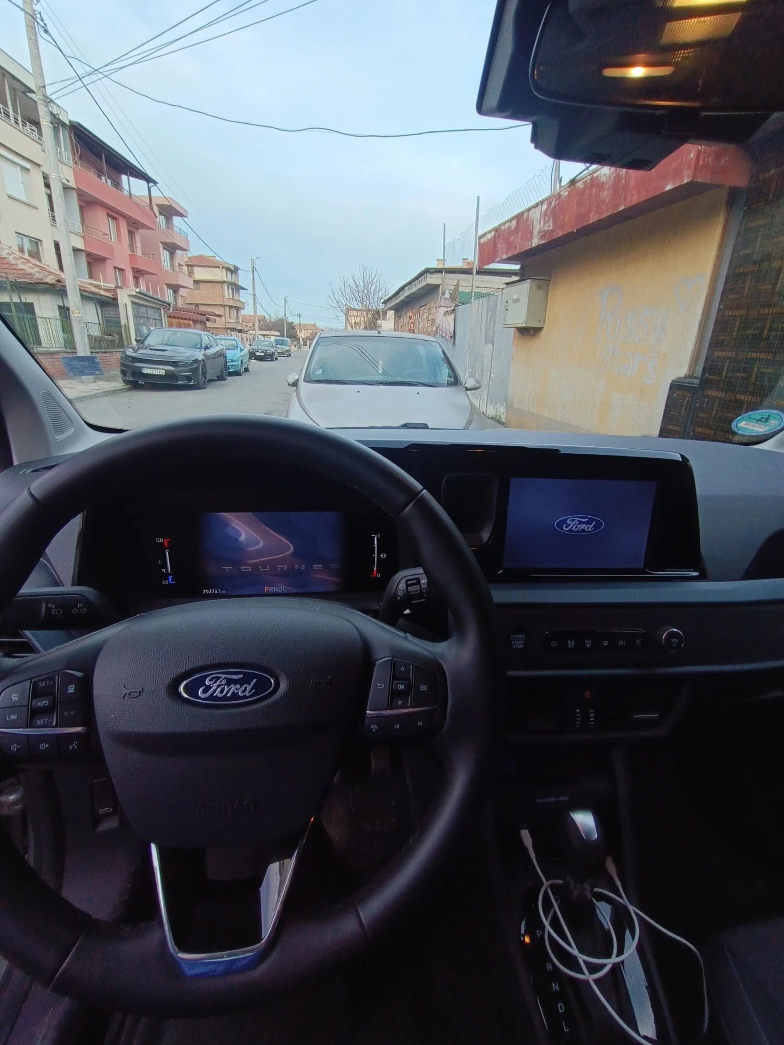 Ford Tourneo Connect  - изображение 3