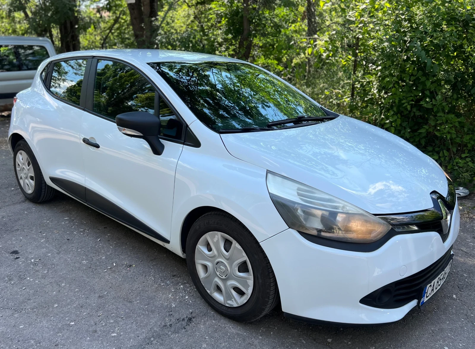 Renault Clio, снимка 2 - Автомобили и джипове - 54989288