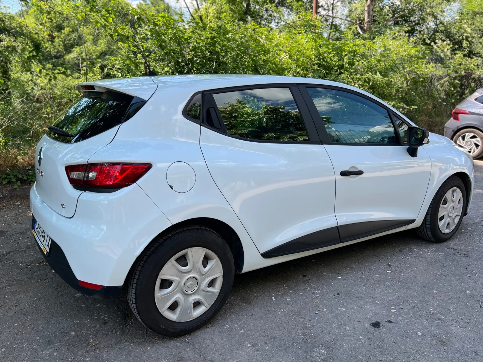 Renault Clio, снимка 4 - Автомобили и джипове - 54989288