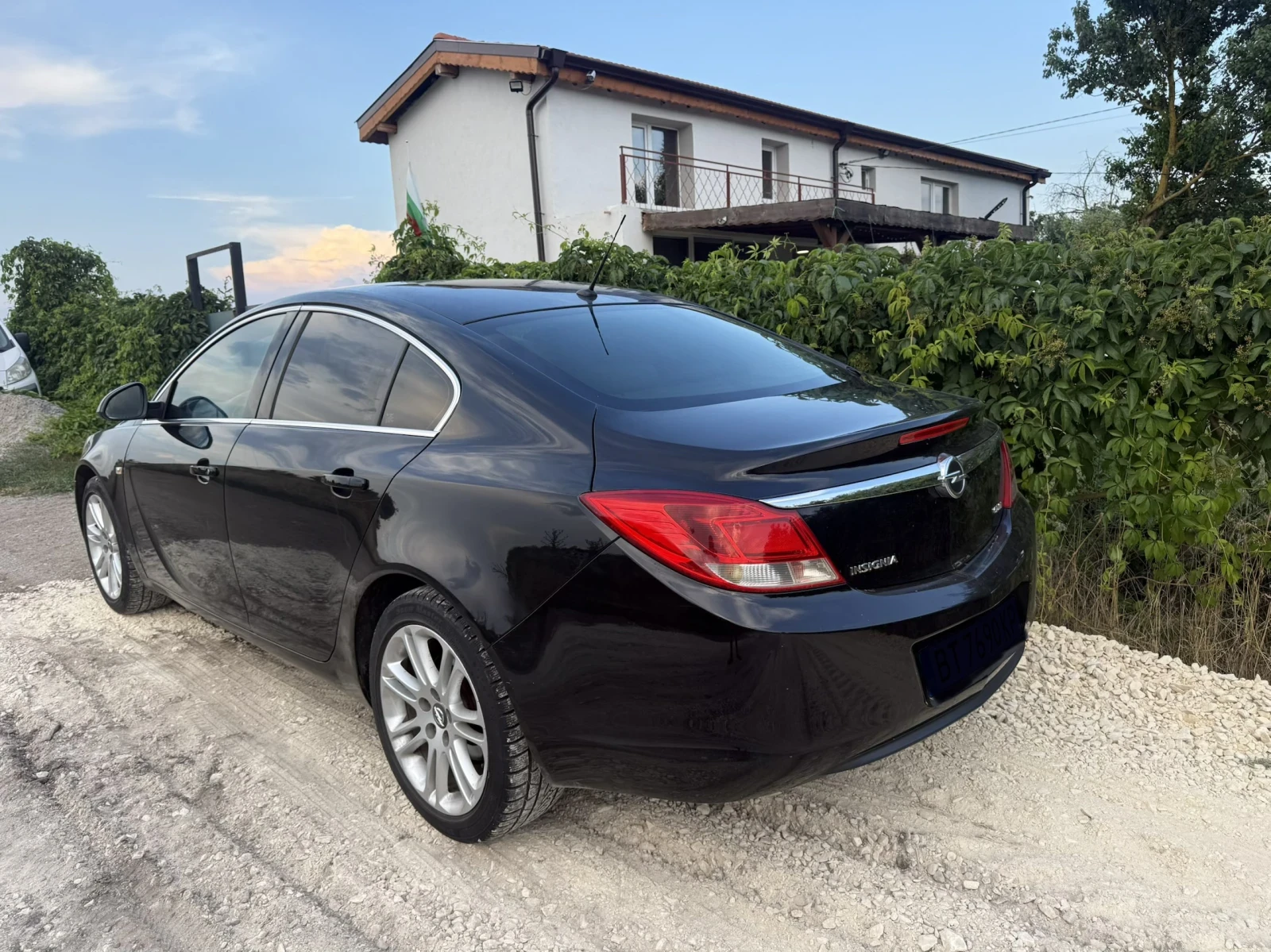 Opel Insignia, снимка 8 - Автомобили и джипове - 55366175