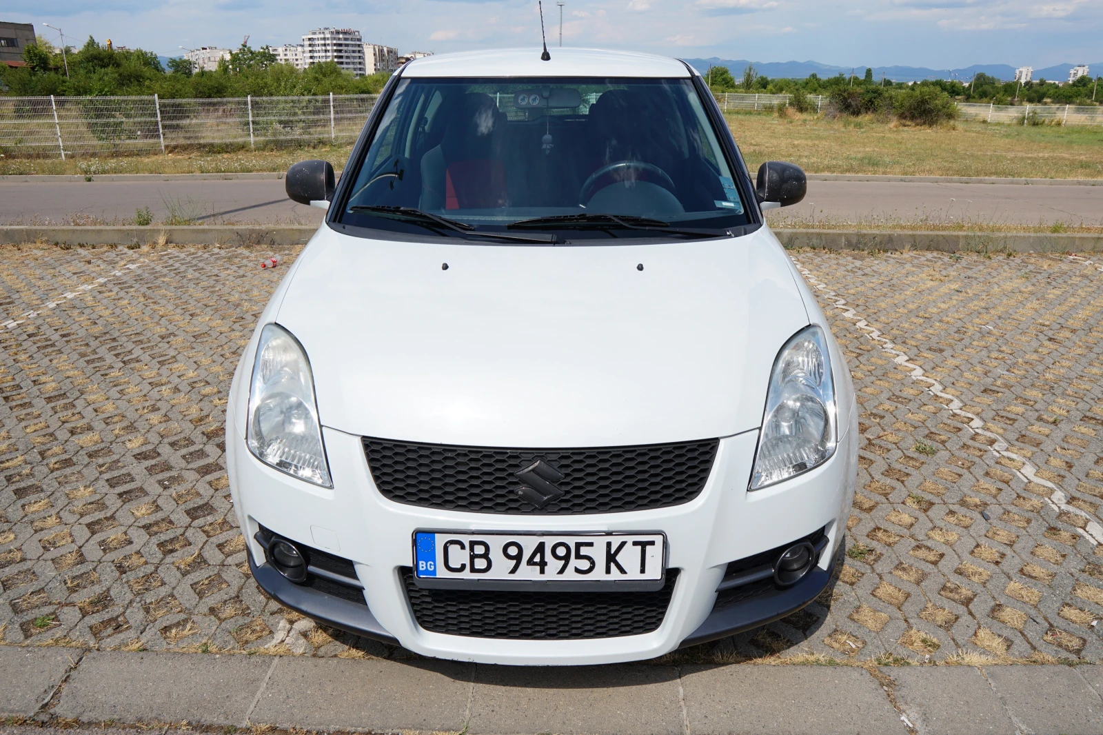 Suzuki Swift 1.6 Sport, снимка 5 - Автомобили и джипове - 56343694