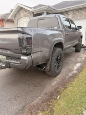 Toyota Tacoma * 4x4 Double Cab SB * CARFAX * БЕЗ ПЪРВОНАЧАЛНА ВН - изображение 3