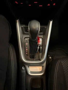 Suzuki Vitara 1.6benzin aut.  120ps 2WD DK, снимка 13
