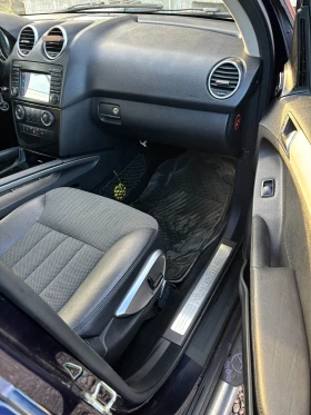 Mercedes-Benz ML 320 Mercedes-Benz ML 320 ОБСЛУЖЕН - Android Auto CarPl, снимка 12