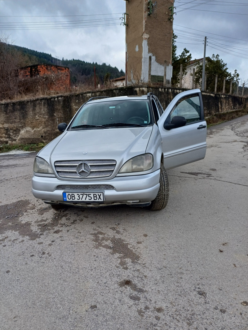 Mercedes-Benz ML 230, снимка 1 - Автомобили и джипове - 45520905