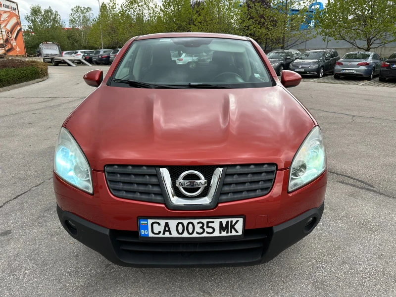 Nissan Qashqai 2.0i 4x4 Автоматик, снимка 7 - Автомобили и джипове - 47294043