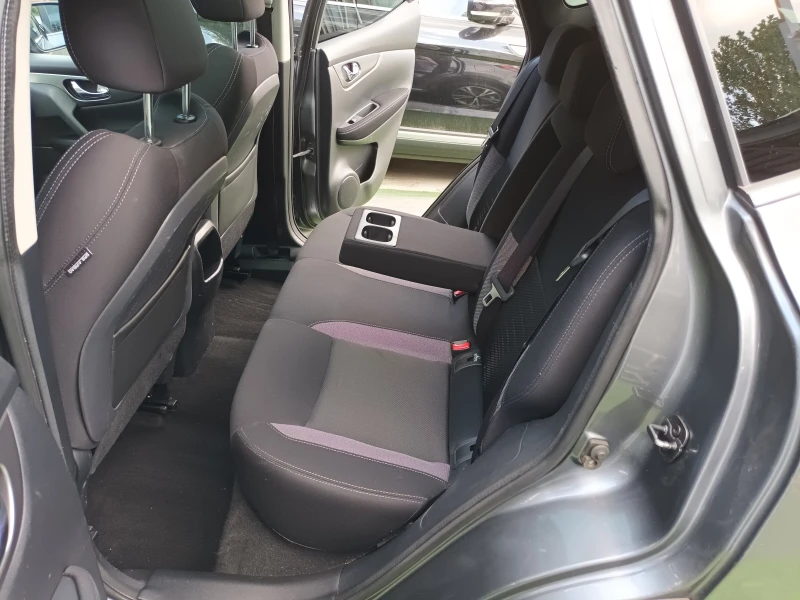 Nissan Qashqai 1.6DCI/АВТ/ПАН/TEKNA+ , снимка 10 - Автомобили и джипове - 50746425