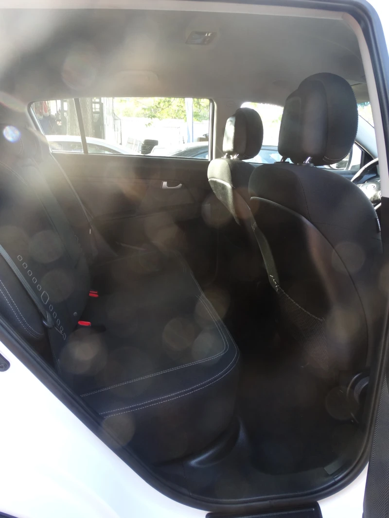 Kia Sportage 1.7 crdi 116 k.c., снимка 11 - Автомобили и джипове - 52108498