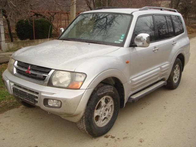 Mitsubishi Pajero 3.2DID, снимка 1 - Автомобили и джипове - 46834392