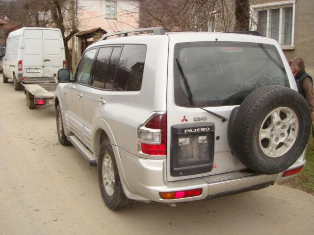 Mitsubishi Pajero 3.2DID, снимка 3 - Автомобили и джипове - 46834392