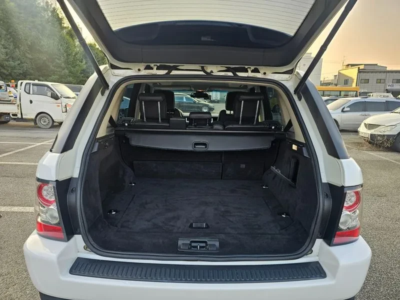 Land Rover Range Rover Sport 3.0D, снимка 7 - Автомобили и джипове - 54500512