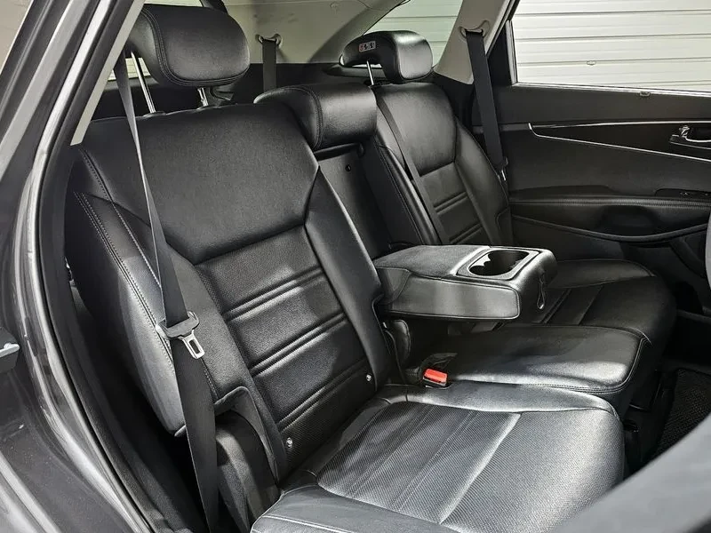 Kia Sorento 2.2 CRDI 4WD - ���� 30% ����� | Mobile.bg � ����������� 12