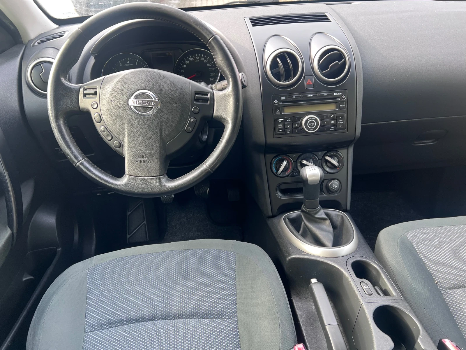 Nissan Qashqai 1.6 i Facelift  | Mobile.bg   12