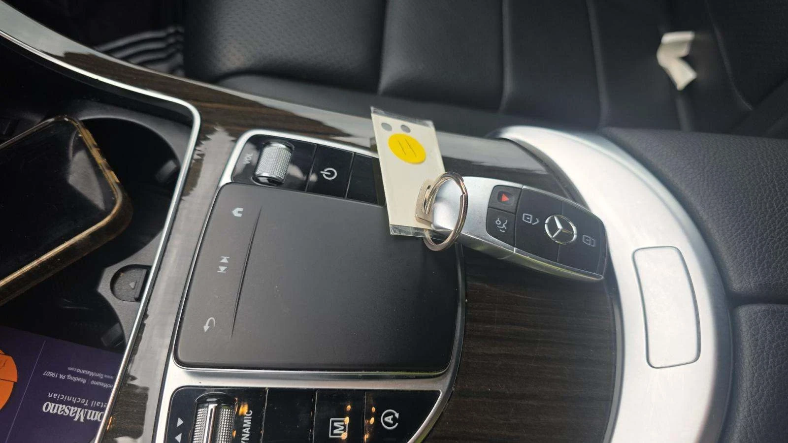 Mercedes-Benz GLC 300 4MATIC, снимка 16 - Автомобили и джипове - 53859532