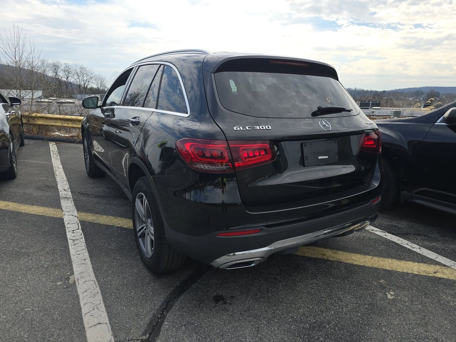 Mercedes-Benz GLC 300 4MATIC, снимка 6 - Автомобили и джипове - 53859532
