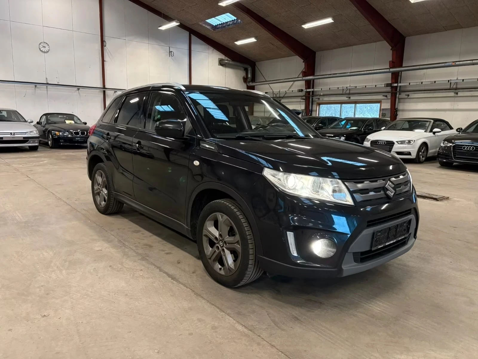 Suzuki Vitara 1.6benzin aut.  120ps 2WD DK, снимка 2 - Автомобили и джипове - 54085648