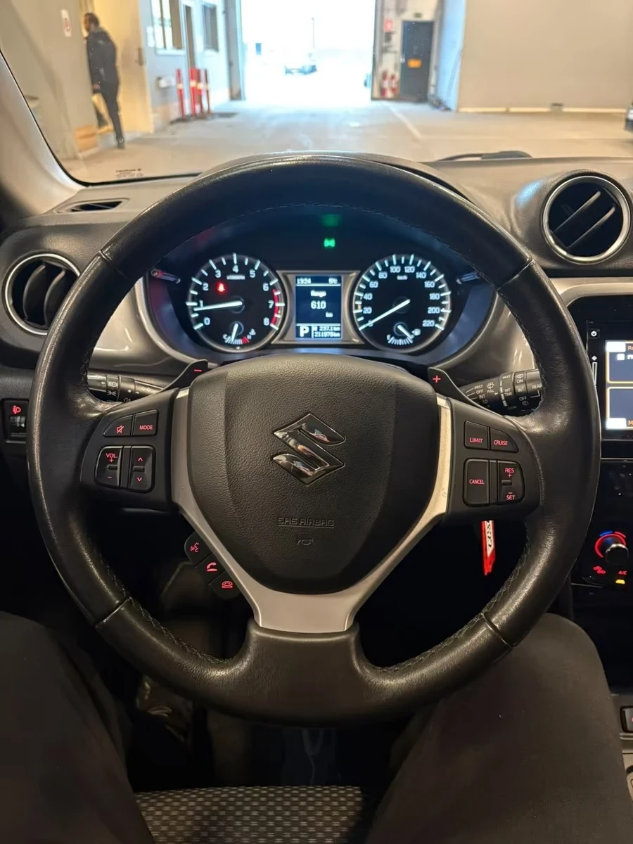 Suzuki Vitara 1.6benzin aut.  120ps 2WD DK, снимка 11 - Автомобили и джипове - 54085648