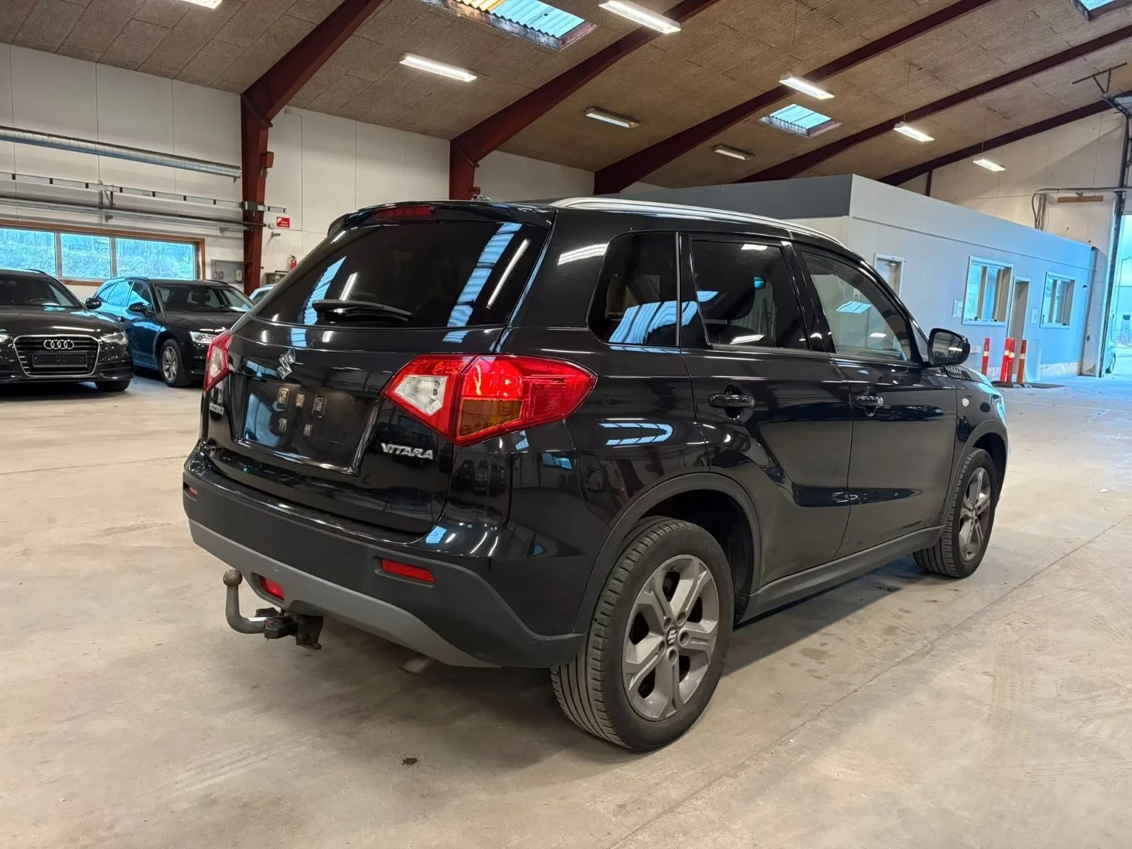 Suzuki Vitara 1.6benzin aut.  120ps 2WD DK, снимка 4 - Автомобили и джипове - 54085648