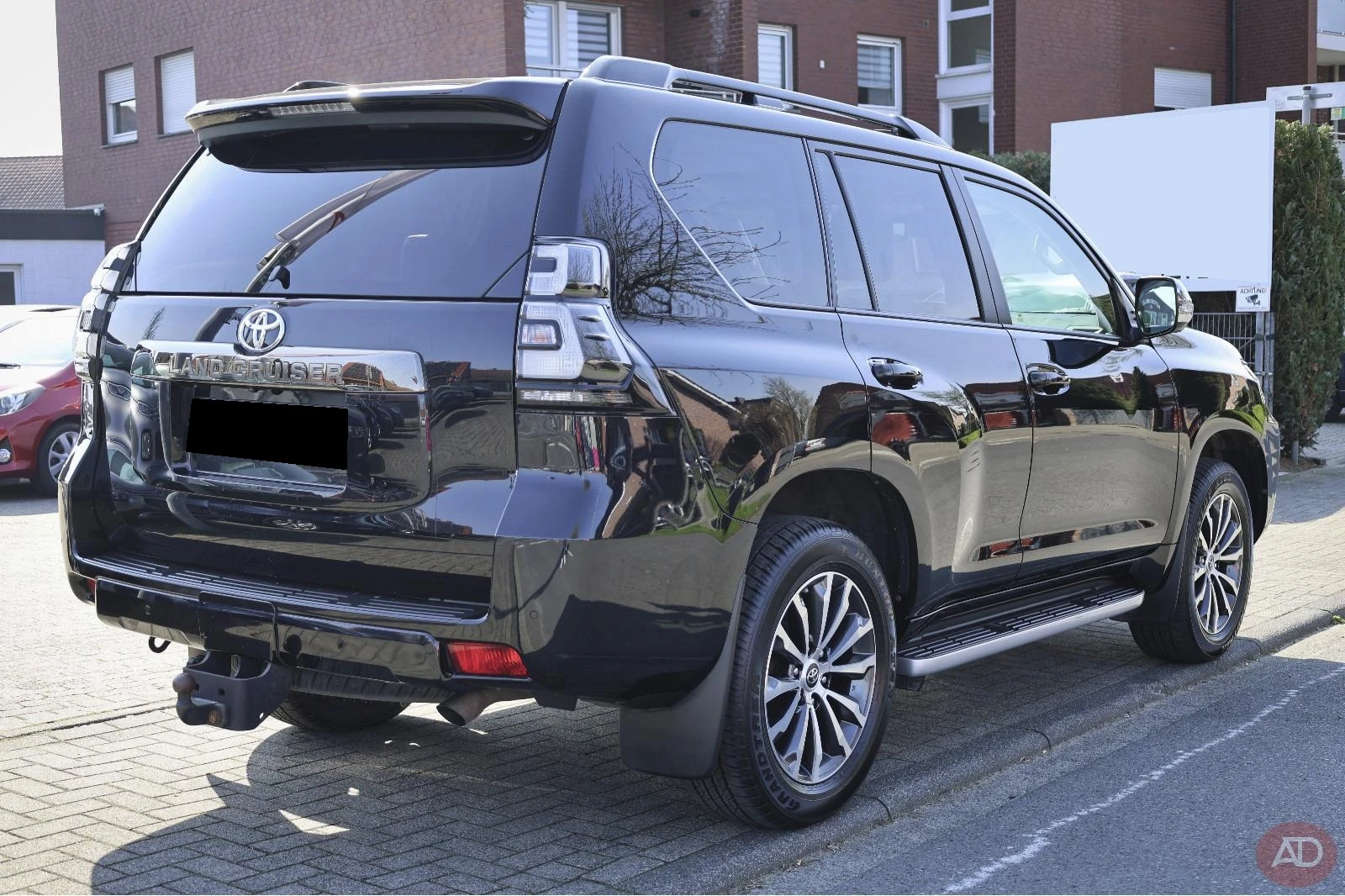 Toyota Land cruiser 2.8 D* JBL* 360* KEYLESS* DISTR* FULL, снимка 3 - Автомобили и джипове - 54457017