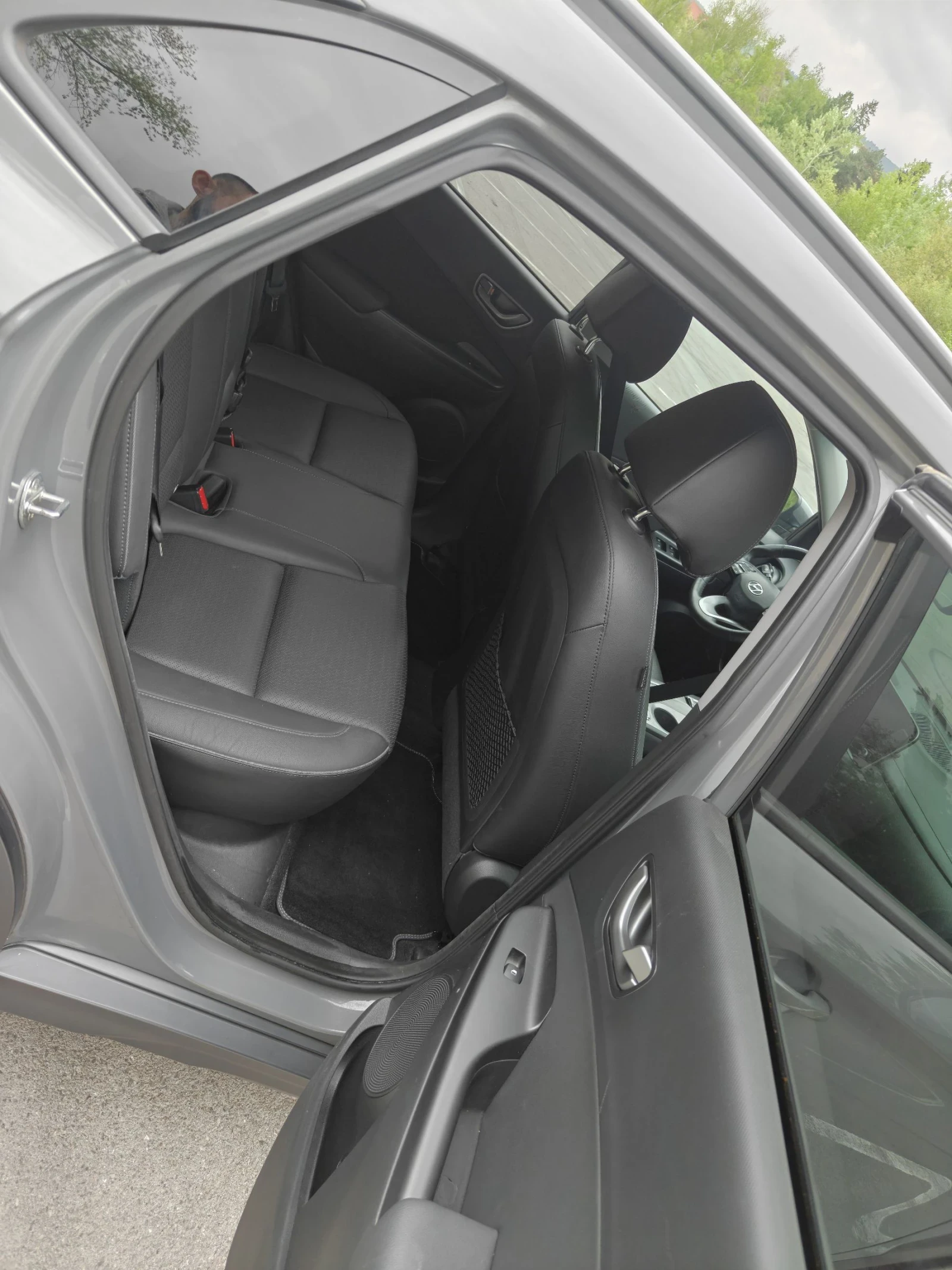 Hyundai Kona Executive, снимка 11 - Автомобили и джипове - 54485328