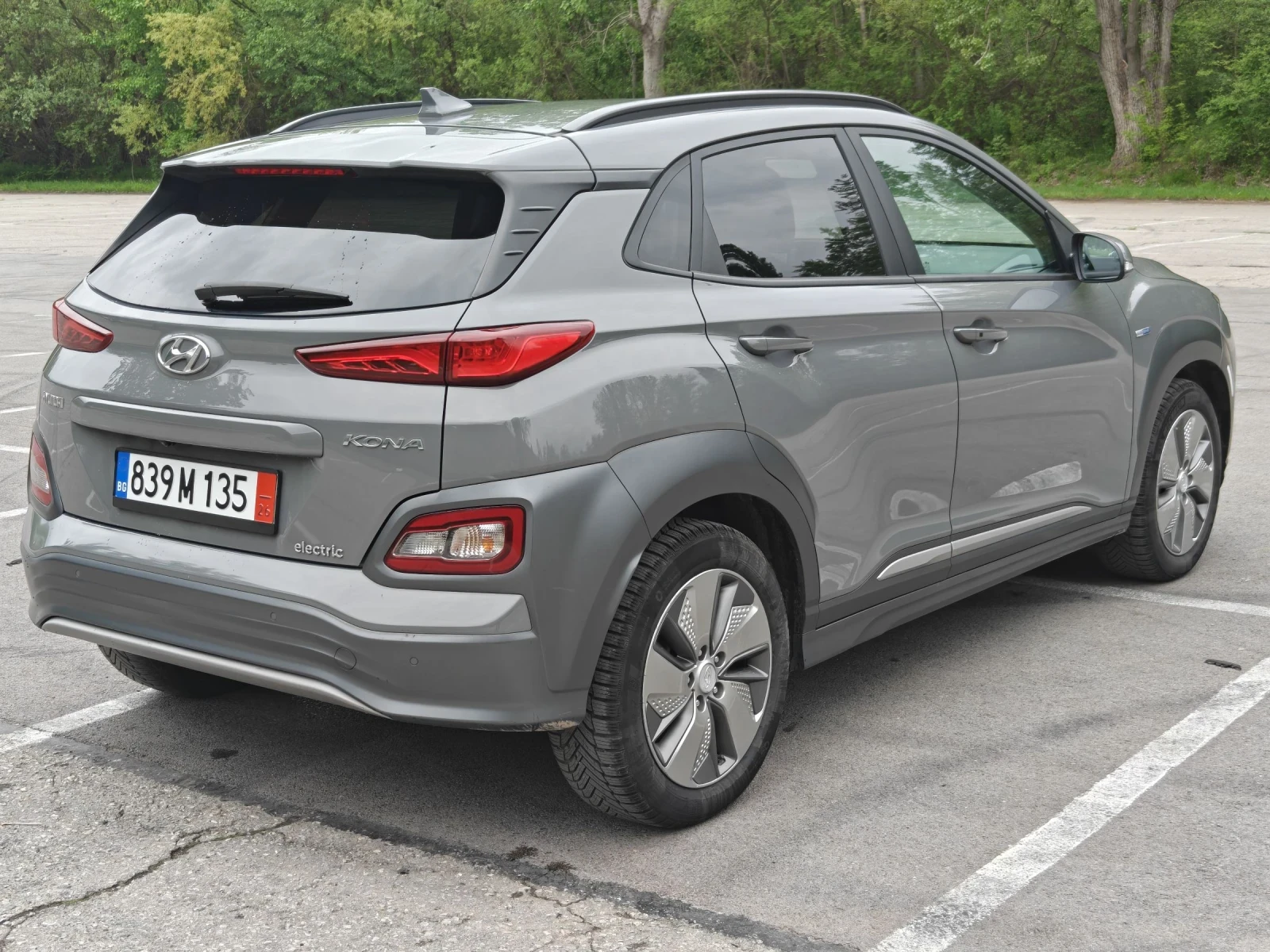 Hyundai Kona Executive, снимка 3 - Автомобили и джипове - 54485328